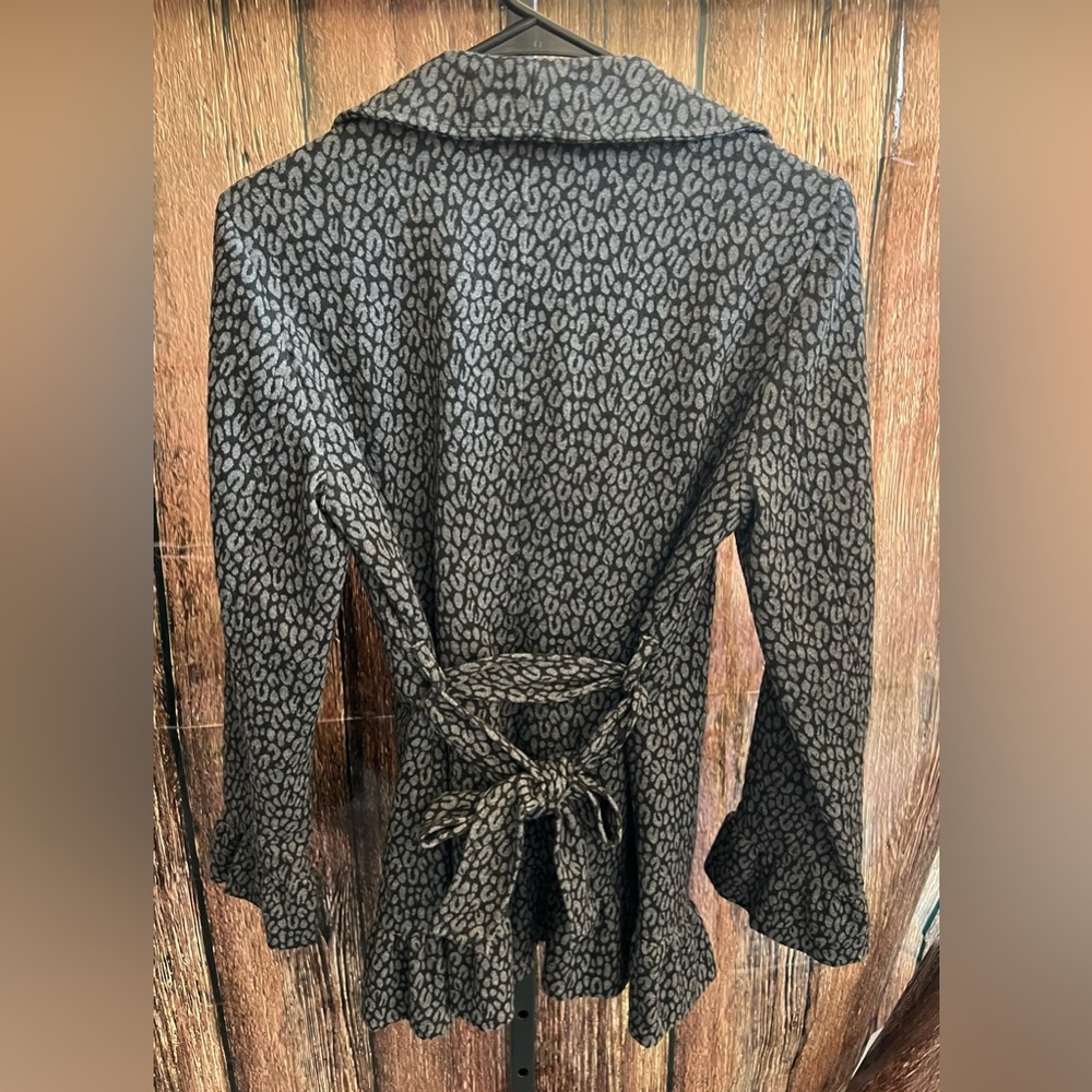 GUC Sandro Studio Ruffle Belted Jacket - Picture 2 of 4